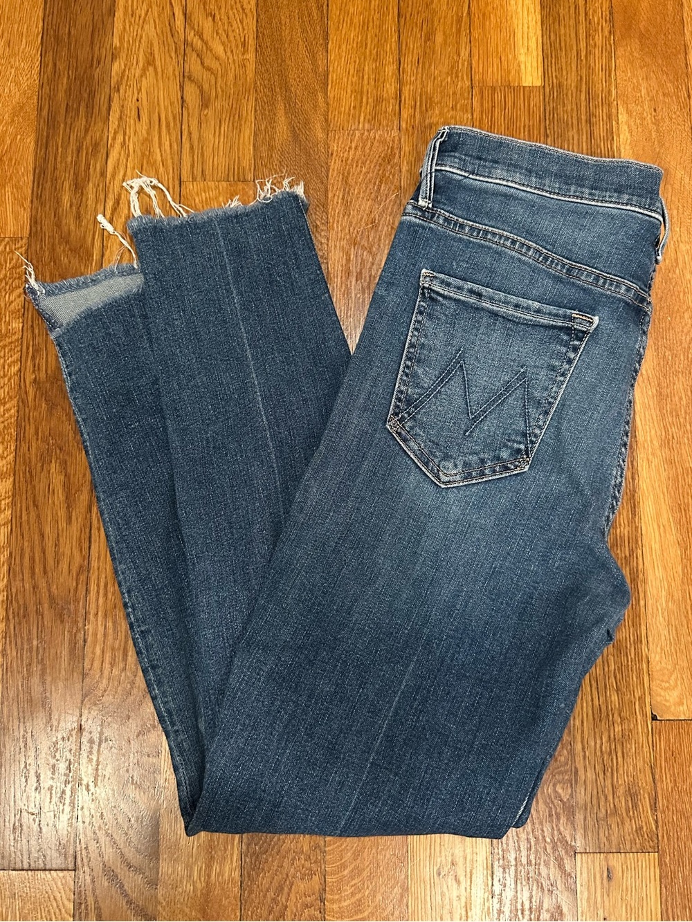 MOTHER Stunner Zip Ankle Step Fray Jeans. Sz 29